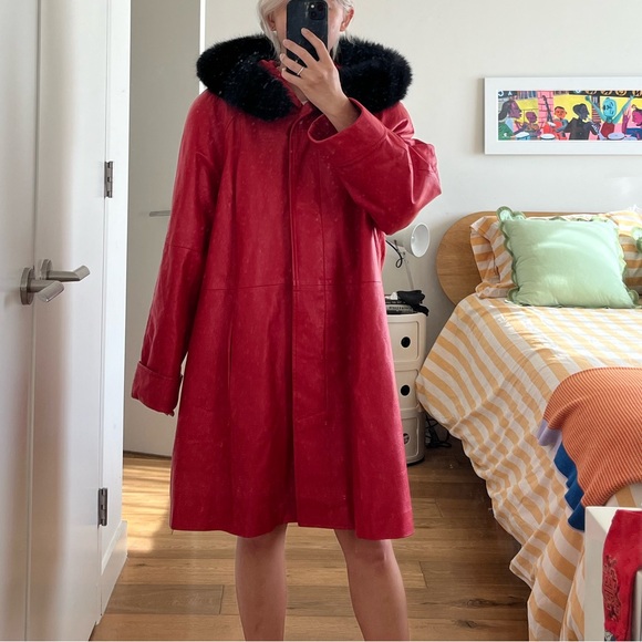 Vintage Red Leather Coat - Picture 3 of 7